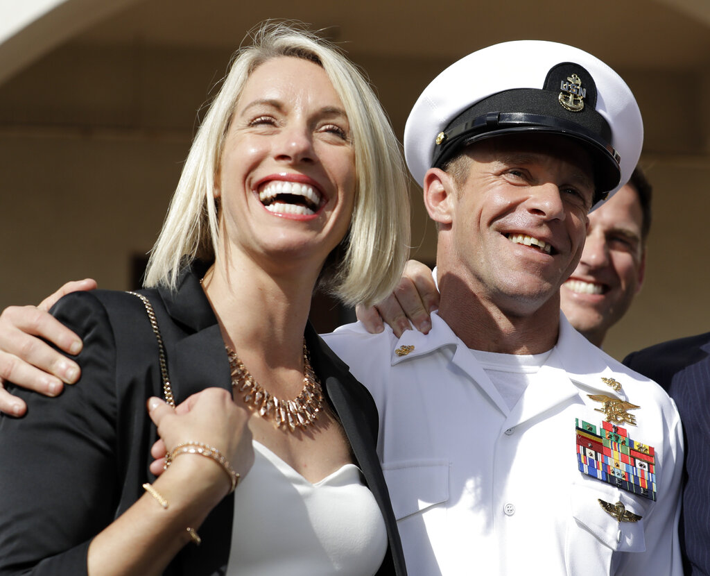 navy seal on trial for war crimes